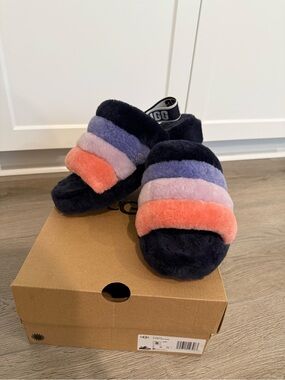 UGG women’s fluff yeah slide